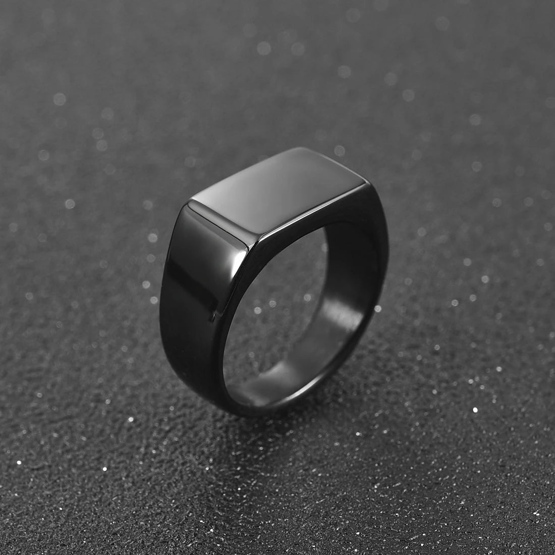 ARISEN™ Signet Gem Ring (Gold)