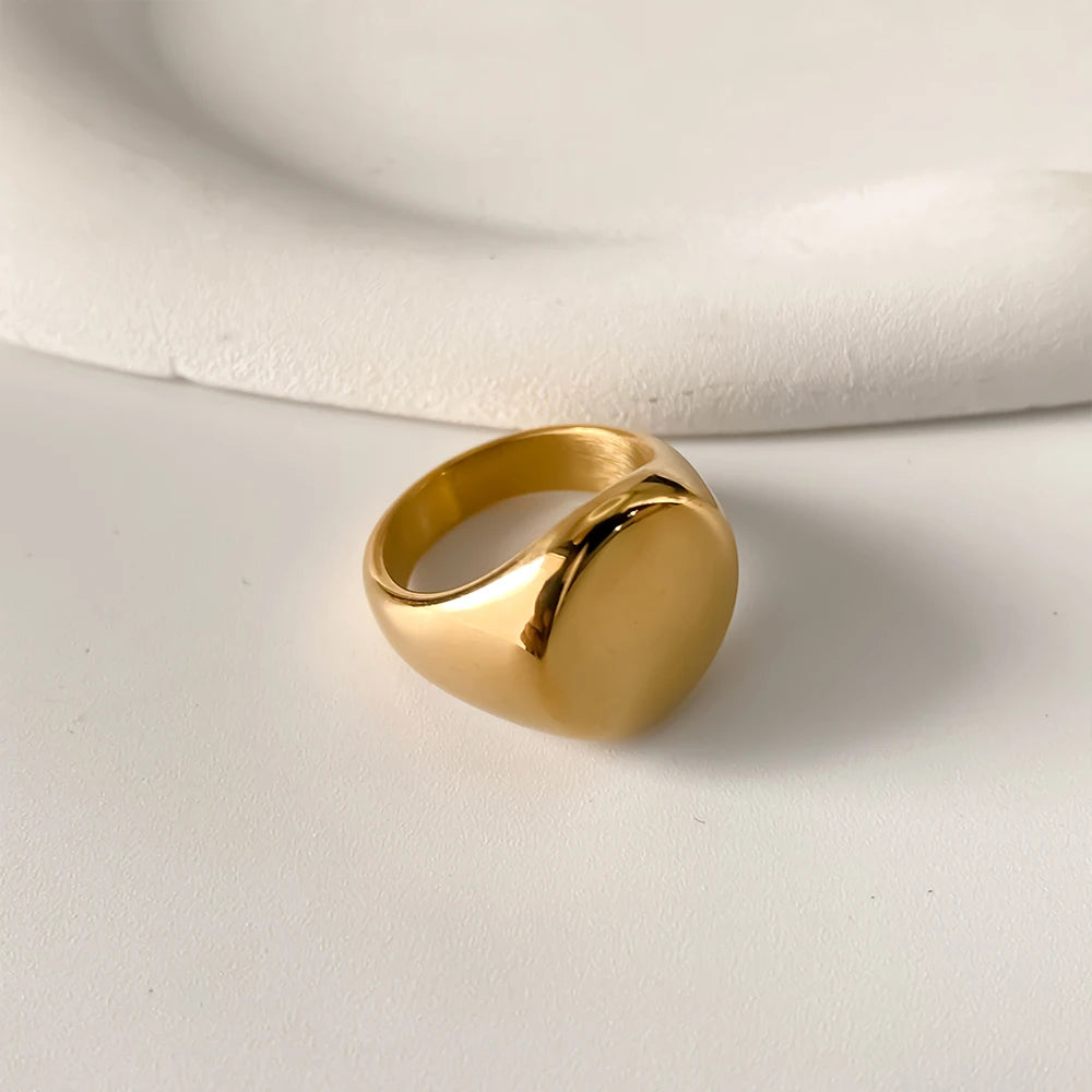 ARISEN™ Smooth Signet Ring (Gold/Silver)