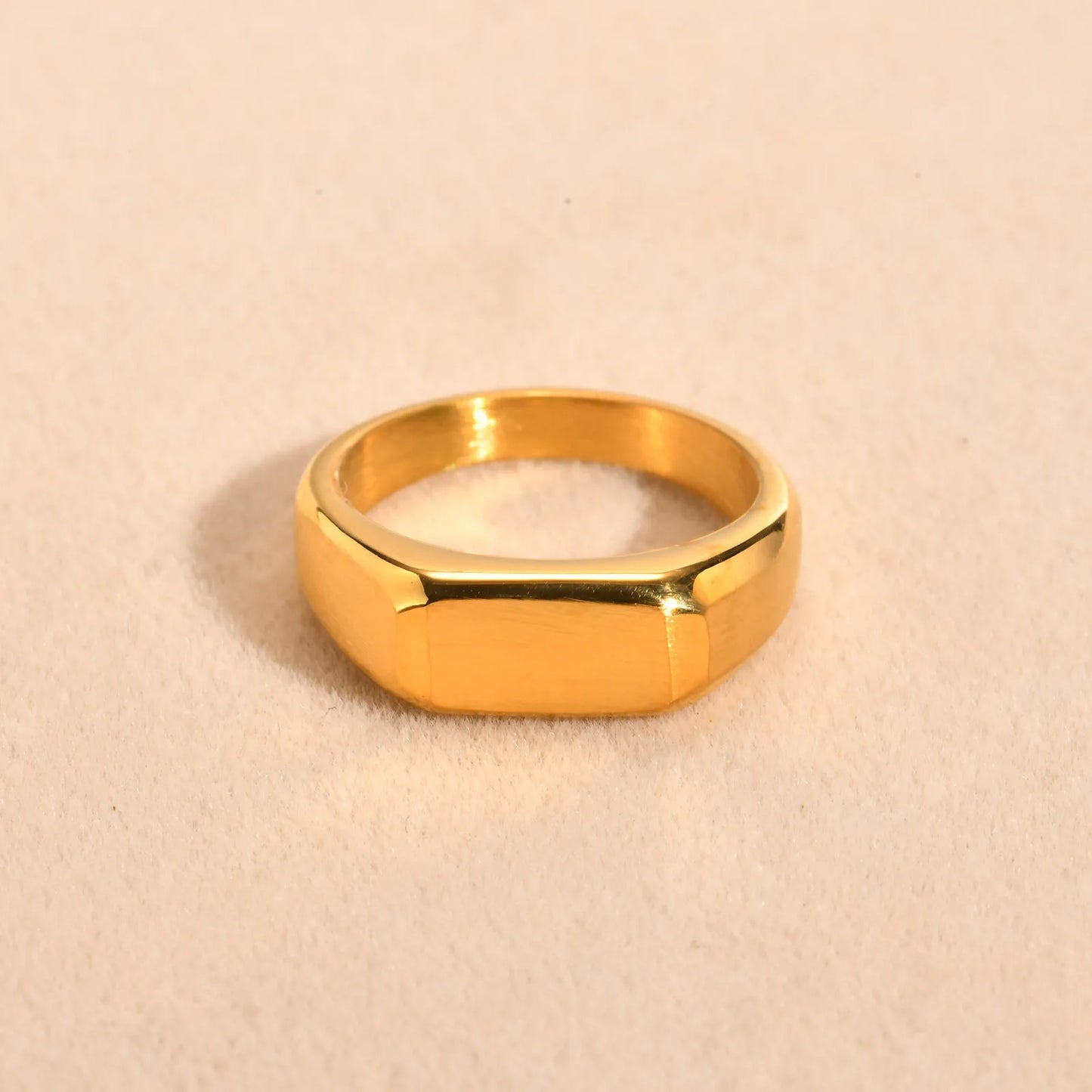 ARISEN™ Thin Signet Ring (Silver/Gold)