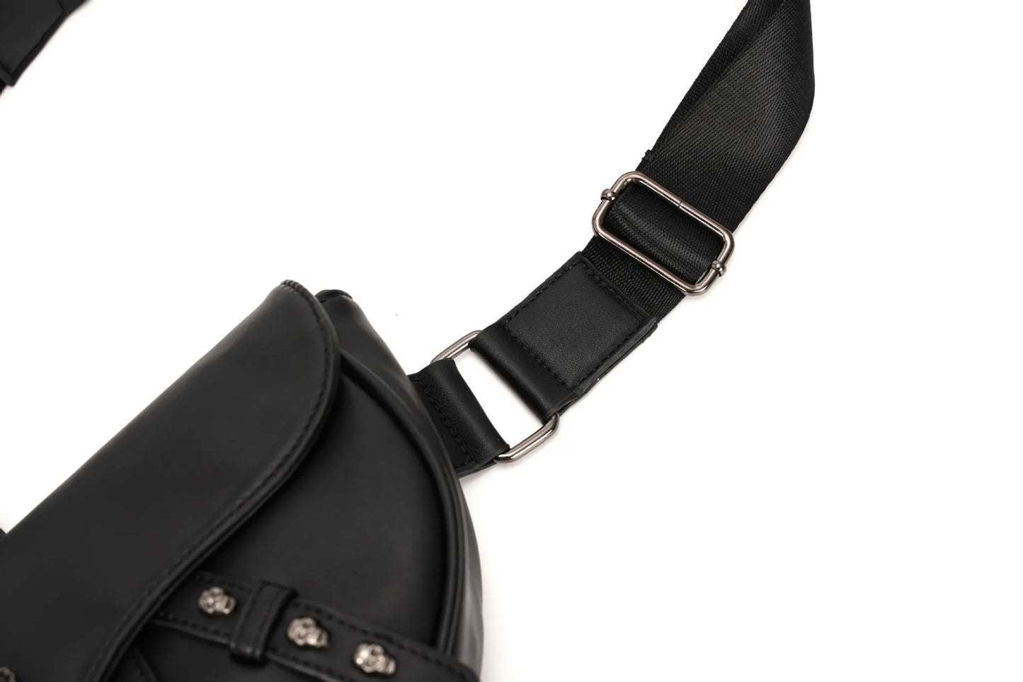 ARISEN™ Leather Saddle Bag (Black)