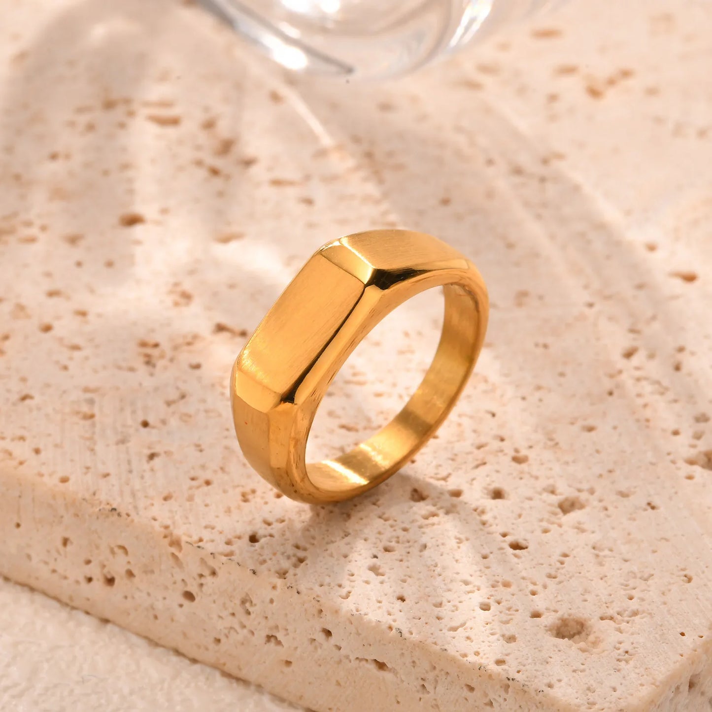 ARISEN™ Thin Signet Ring (Silver/Gold)